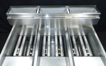 2018 - FRYMASTER GAS 3 WELL FRYER W/ FILTER & BASKET TIMERS - FLAWLESS CONDITION! - Image 4