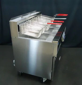 2018 - FRYMASTER GAS 3 WELL FRYER W/ FILTER & BASKET TIMERS - FLAWLESS CONDITION! - Image 10