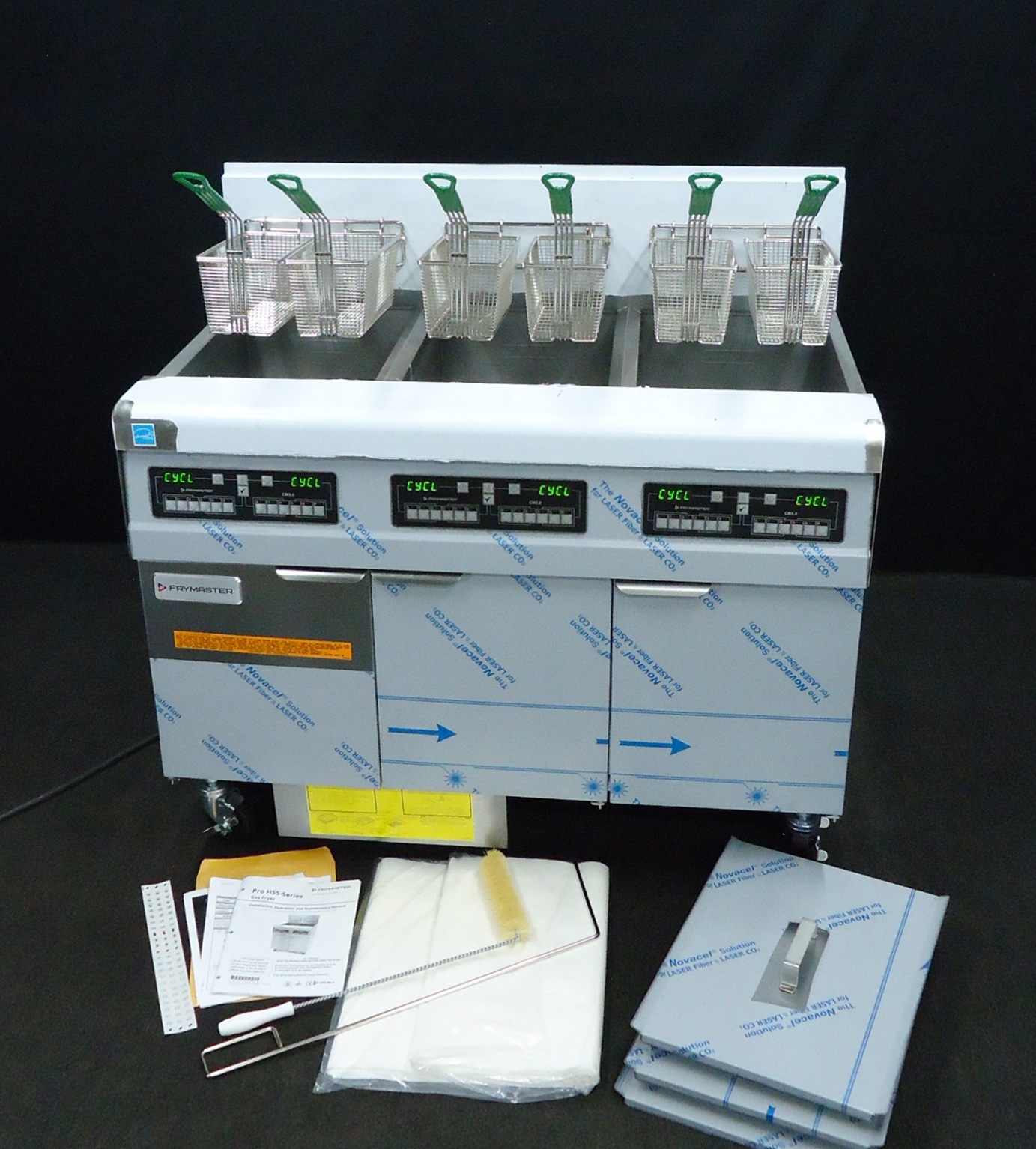 BRAND NEW! FRYMASTER GAS 3 WELL DIGITAL FRYER W/FILTER SYSTEM AND A P&L WARRANTY - Image 2