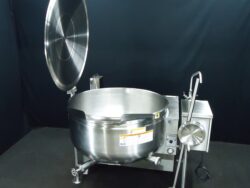 CLEVELAND 40 GALLON GAS SHORT TILT KETTLE KGL40TSH NATURAL GAS OR LP - FLAWLESS!