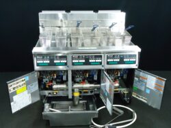 2025 PITCO GAS 3 WELL "BIG BASKET" FRYER / COMPUTERS / FILTER SYSTEM / WARRANTY!